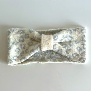 BCBGeneration Head Warmer Leopard Bow